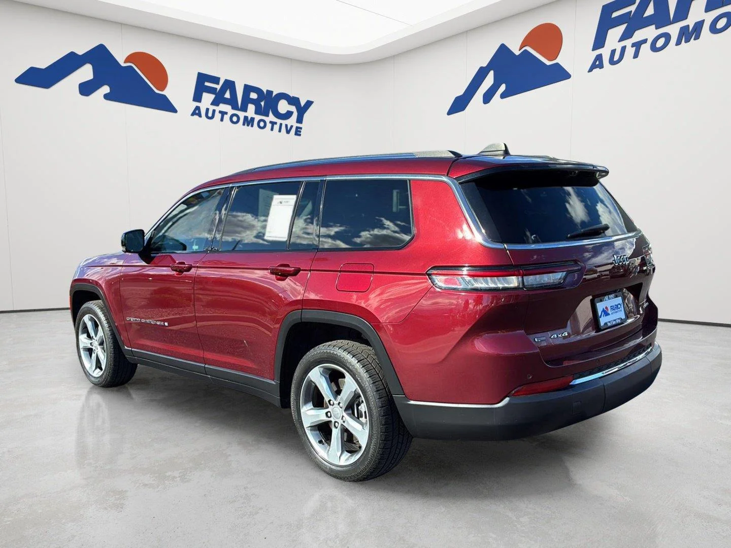 Used 2021 Velvet Red Pearlcoat Jeep Limited image 7