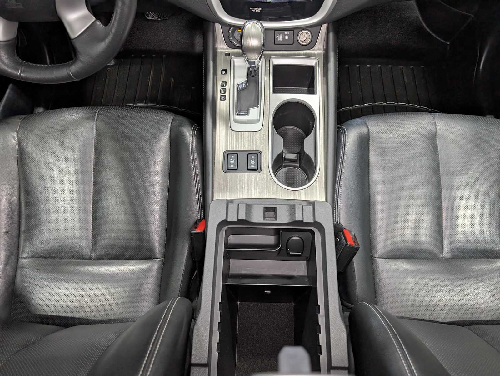 Used 2018 CAYENNE RED Nissan SL image 20