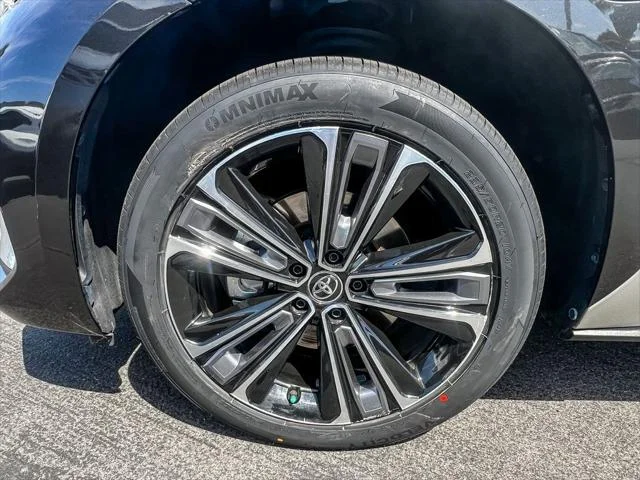Certified Used 2023 ELEMENTAL SILVER MET Toyota  image 10