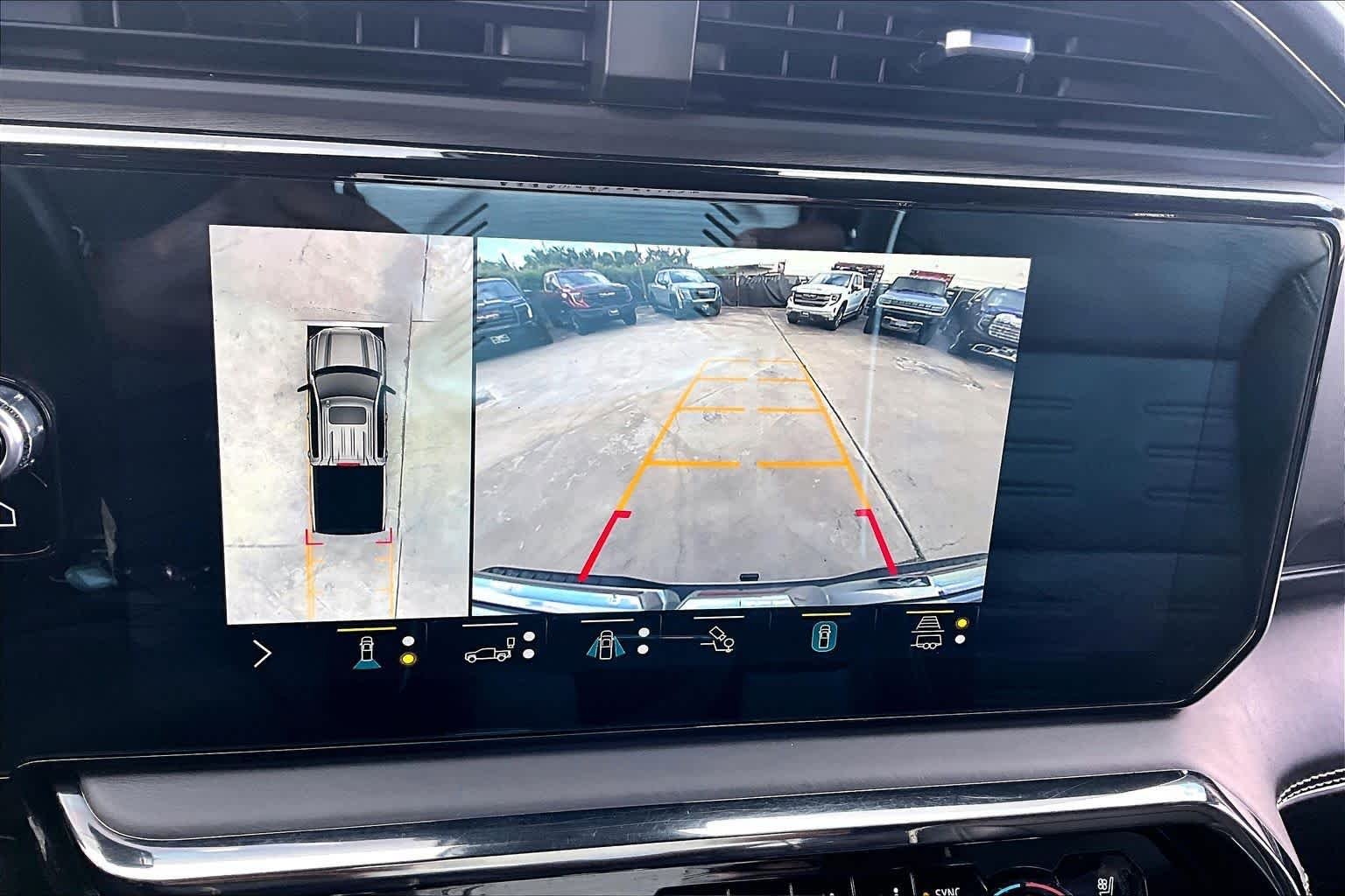 Used 2022 Desert Sand Metallic GMC AT4X image 27