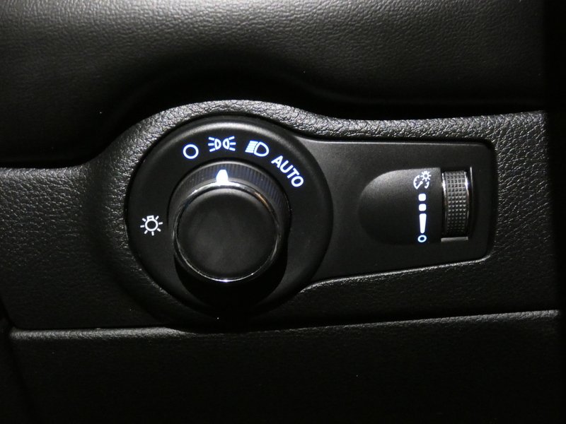 Used 2024 OCTANE RED PEARLC Dodge R/T Plus AWD image 19