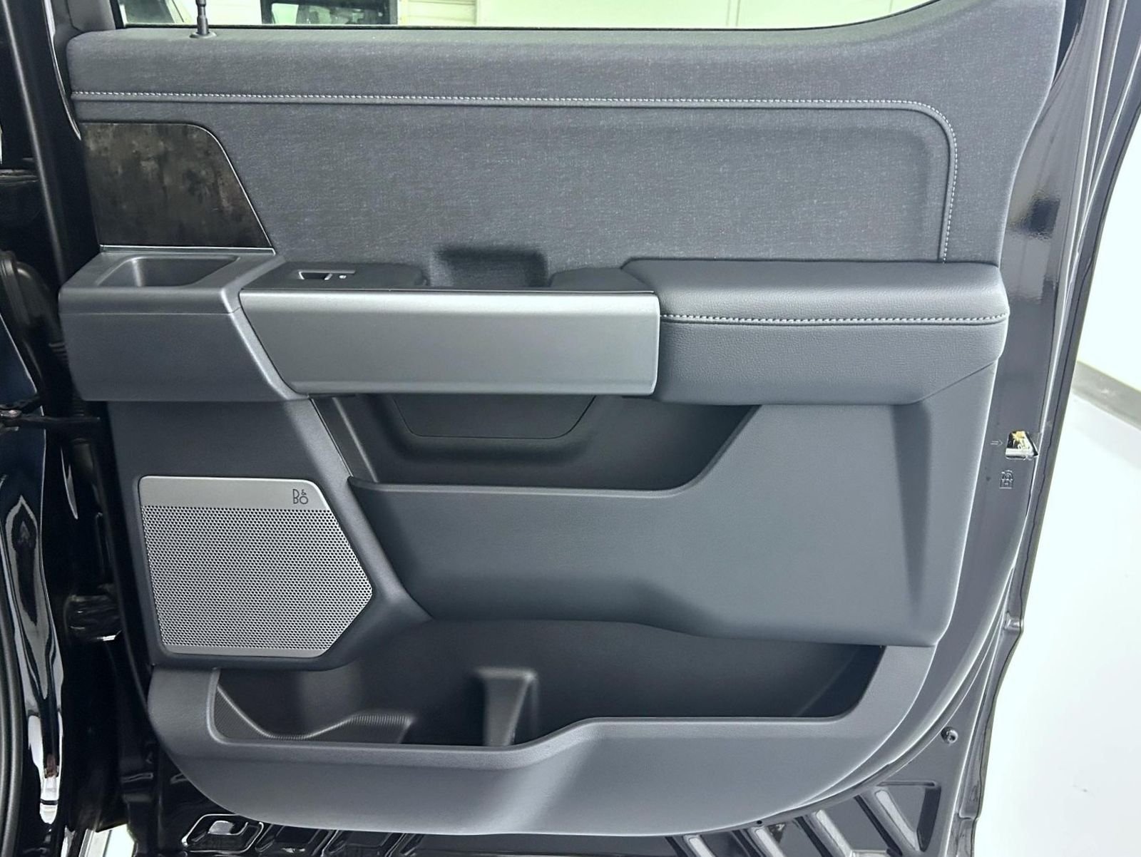 New 2026 Agate Black Metallic Ford Lariat image 17