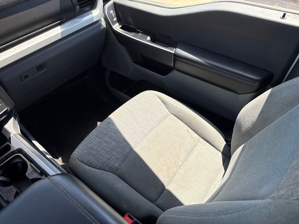 Used 2025 White Ford XLT image 14