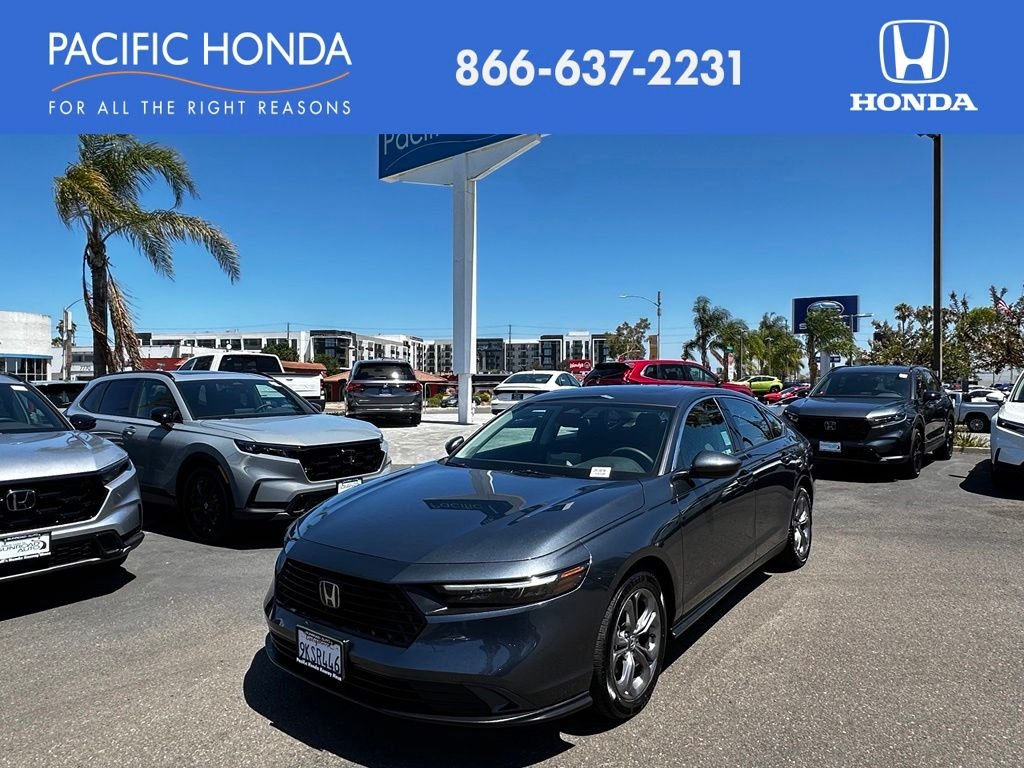 Used 2024  Honda EX image 1