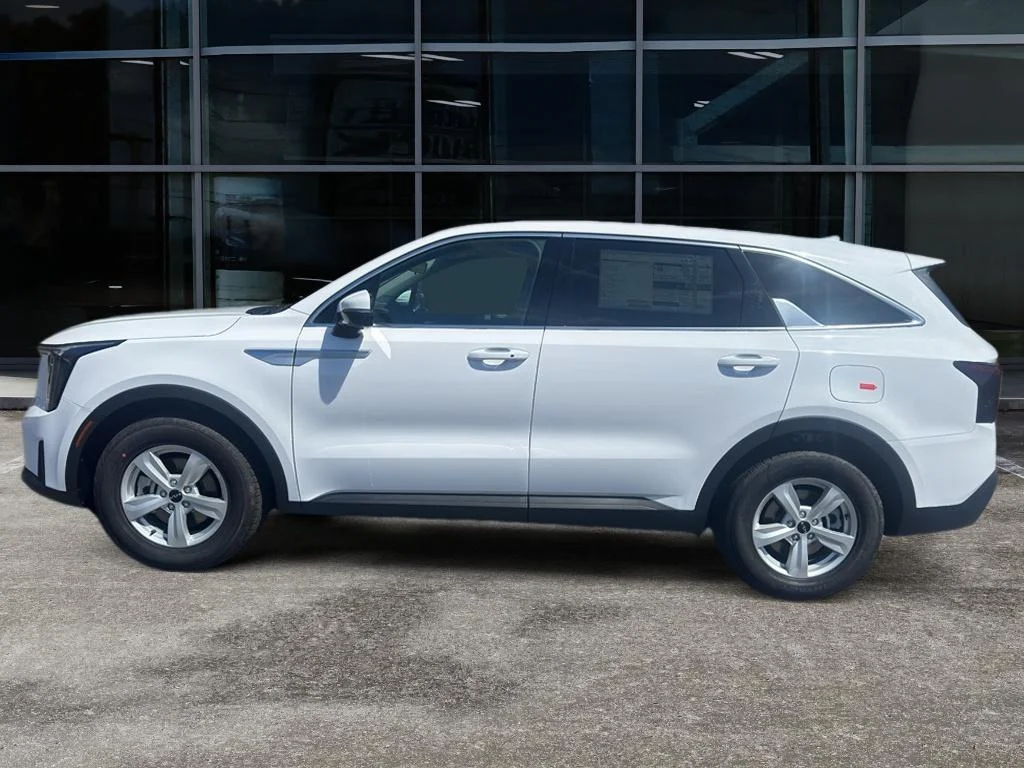 New 2026 Glacial White Pearl Kia LX image 8