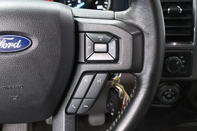 Used 2019 Black Ford XLT image 28