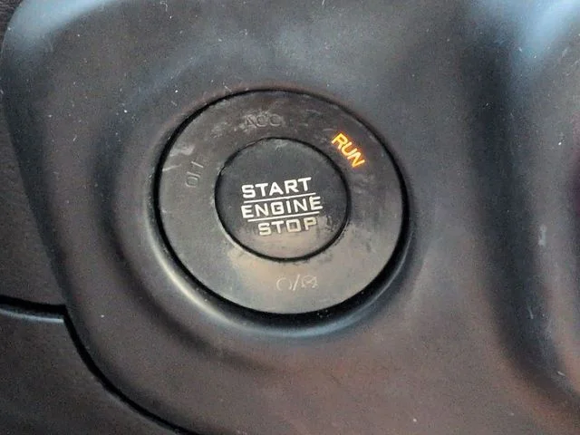 Used 2019 Gray Jeep Unlimited Sahara Altitude image 26