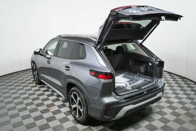 New 2026 Platinum Gray Metallic Volkswagen SE image 27