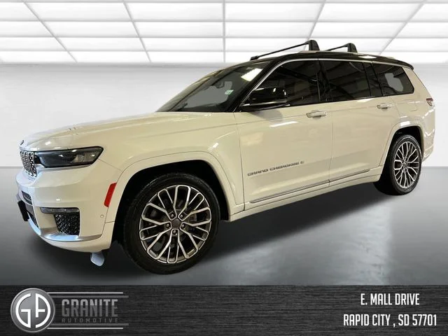 2021 Jeep Grand Cherokee L Summit Reserve's photo
