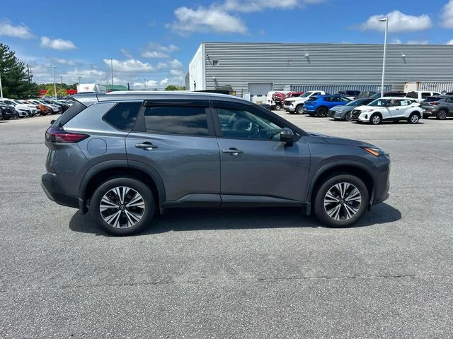 Used 2023 Gray Nissan SV image 2