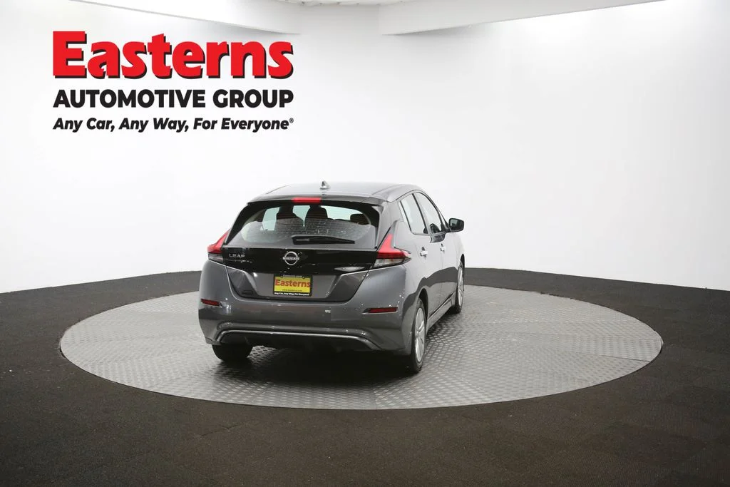 Used 2024 Gray Nissan S image 37