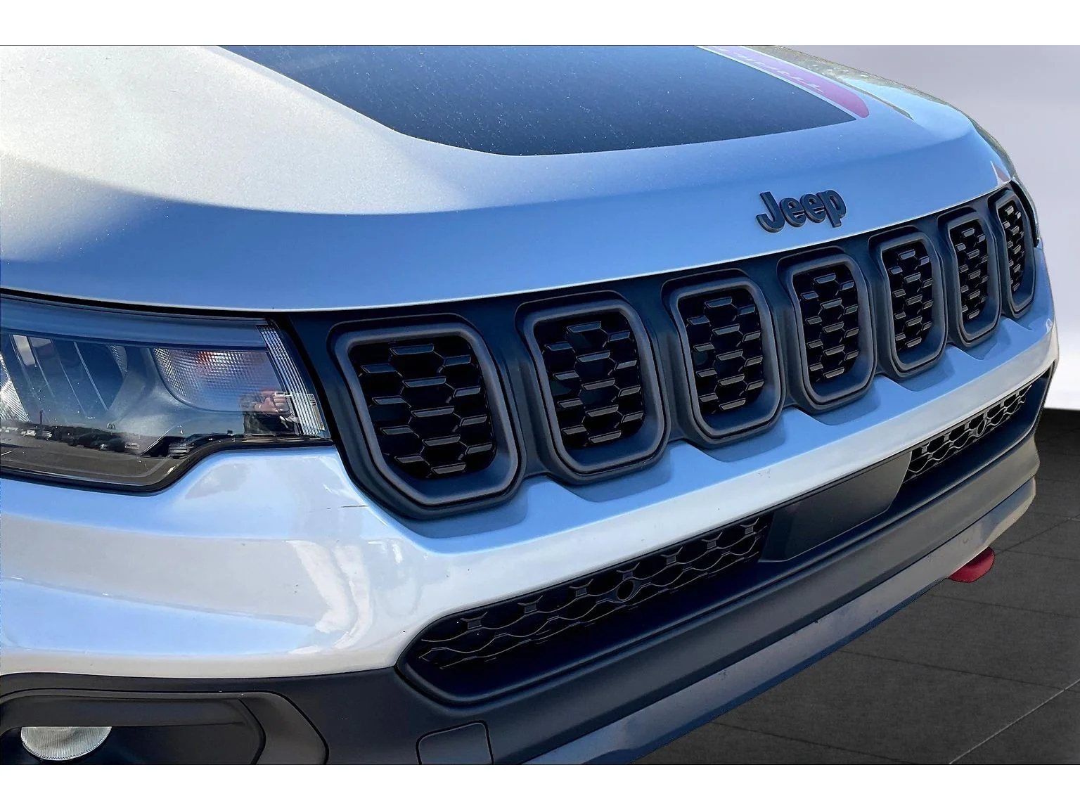 Used 2026 Silver Jeep Trailhawk image 20