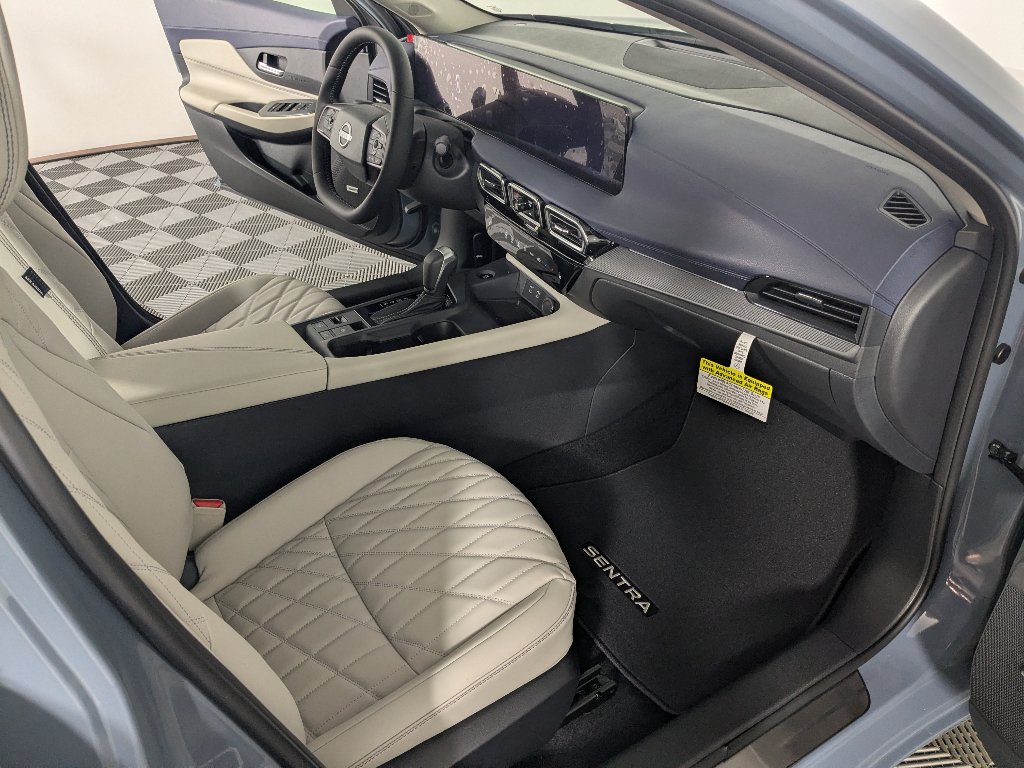 2026 Nissan Sentra SL - Photo 18