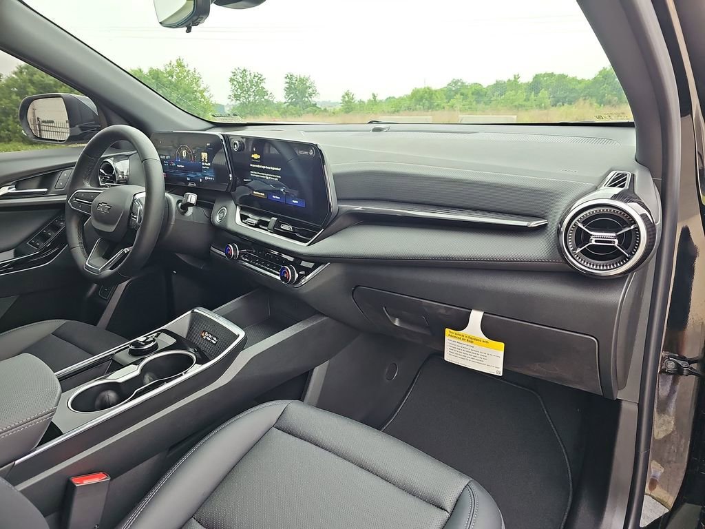 2026 Chevrolet Equinox LT - Photo 29