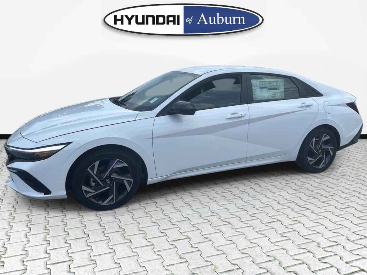 2025 Hyundai Elantra Blue - Photo 18