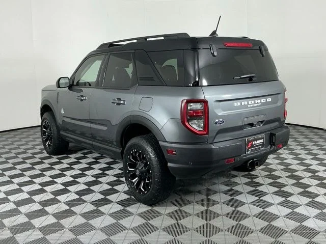 Used 2021 Carbonized Gray Metallic Ford Outer Banks image 5