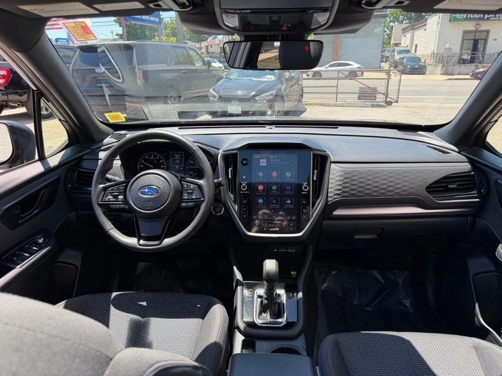 2025 Subaru Forester Premium - Photo 17