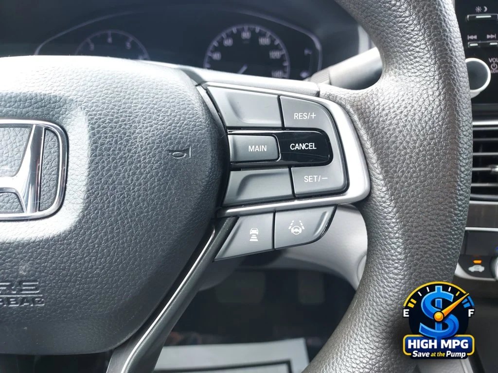 Used 2020 Silver Honda EX image 17