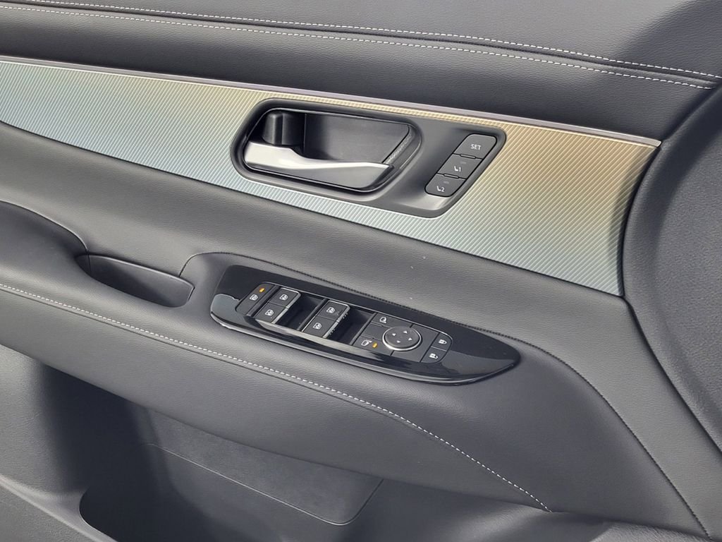 2025 Nissan Murano SL - Photo 9