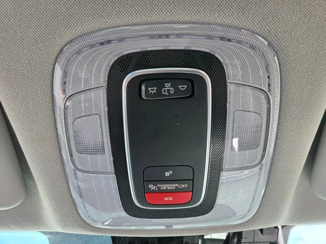 Used 2023 Gray Hyundai SEL image 23