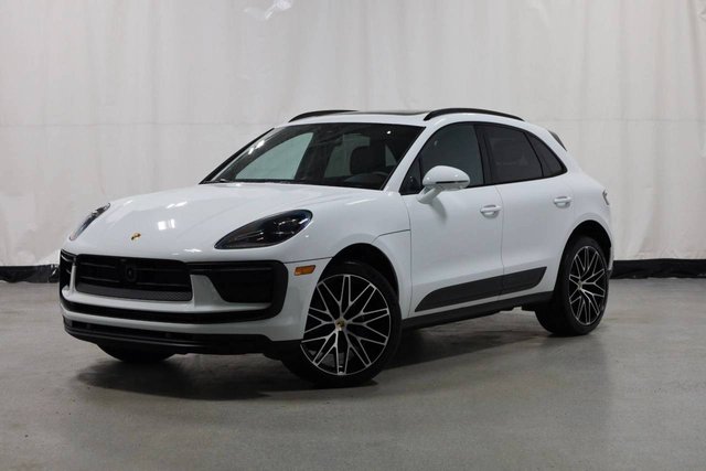 2026 Porsche Macan 