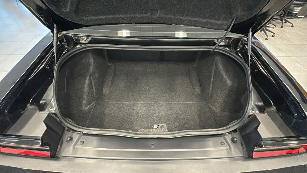 Used 2023 Black Dodge SRT Hellcat Jailbreak image 17