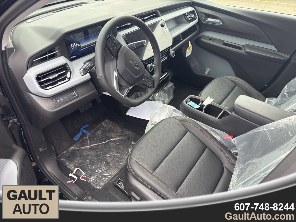 2027 Chevrolet Bolt RS - Photo 10