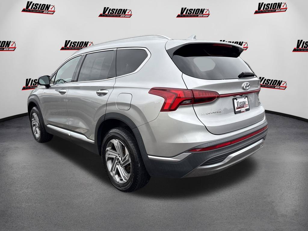 Used 2021 Silver Hyundai SEL image 3