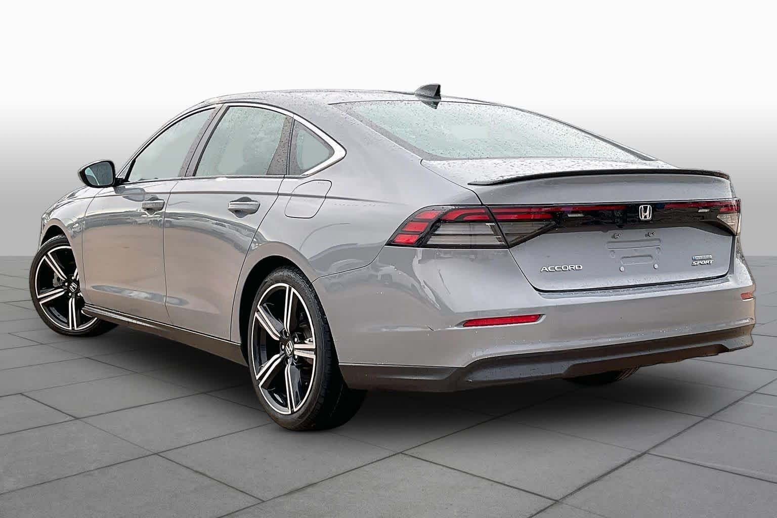 Used 2023 Urban Gray Pearl Honda Sport image 12