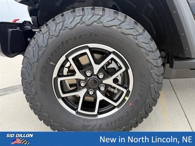 New 2026 Black Clearcoat Jeep Rubicon image 5