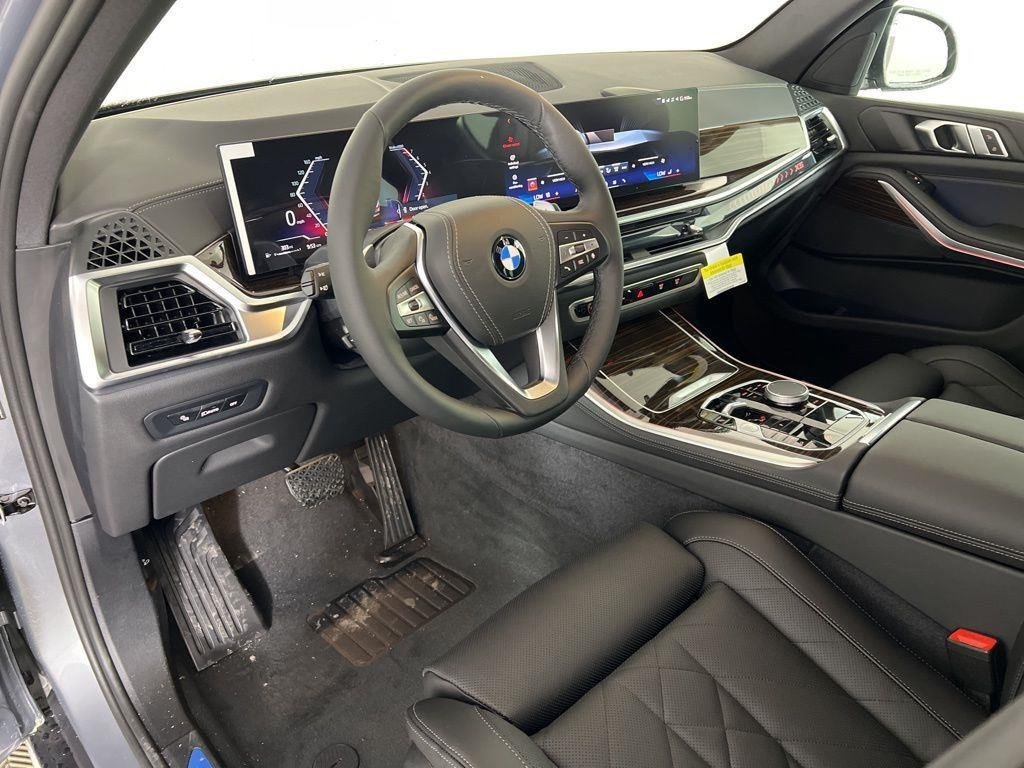 New 2026 Skyscraper Grey Metallic BMW xDrive40i image 7