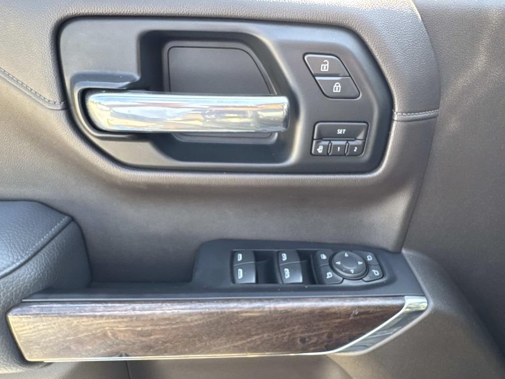 Used 2020 Black GMC Denali image 16
