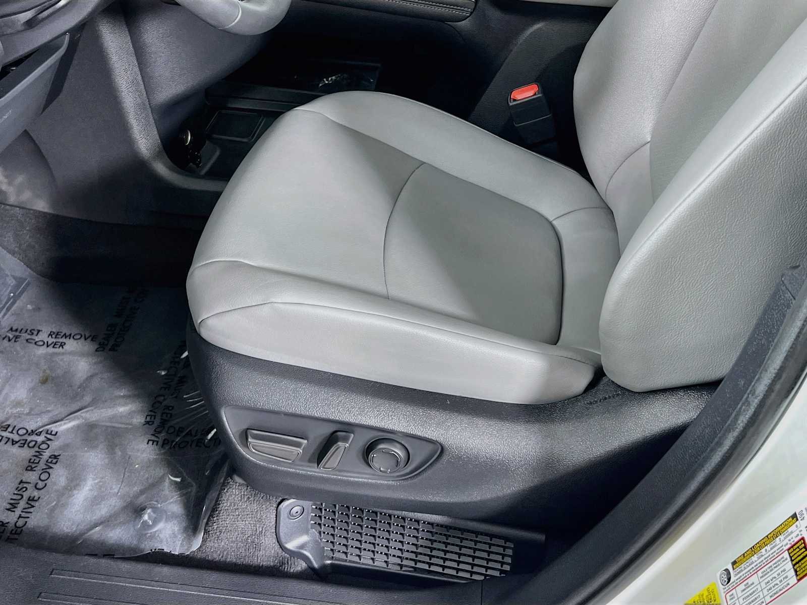 Certified Used 2026 Wind Chill Pearl Toyota XLE image 20