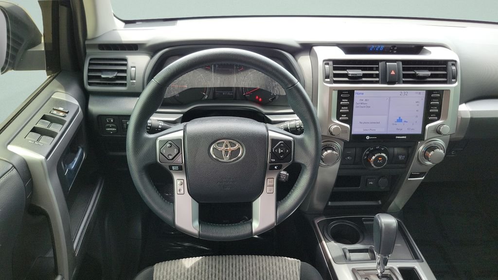 Used 2022 Blue Toyota SR5 image 12