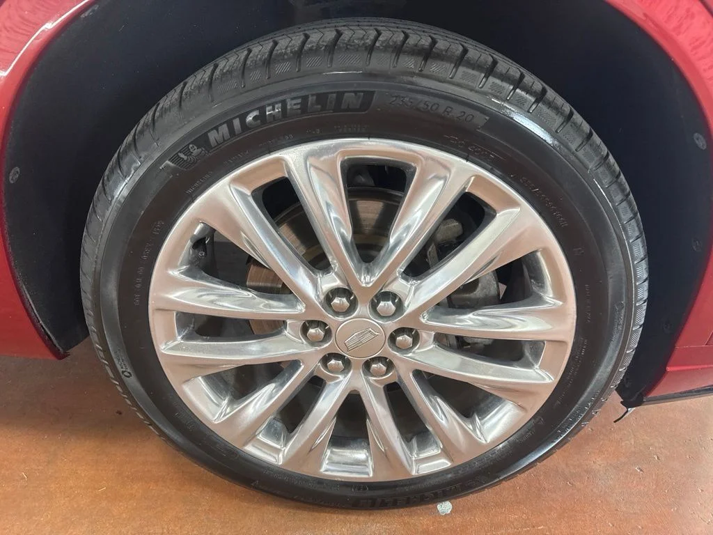 Used 2020 Red Horizon Tintcoat Cadillac Premium Luxury image 11