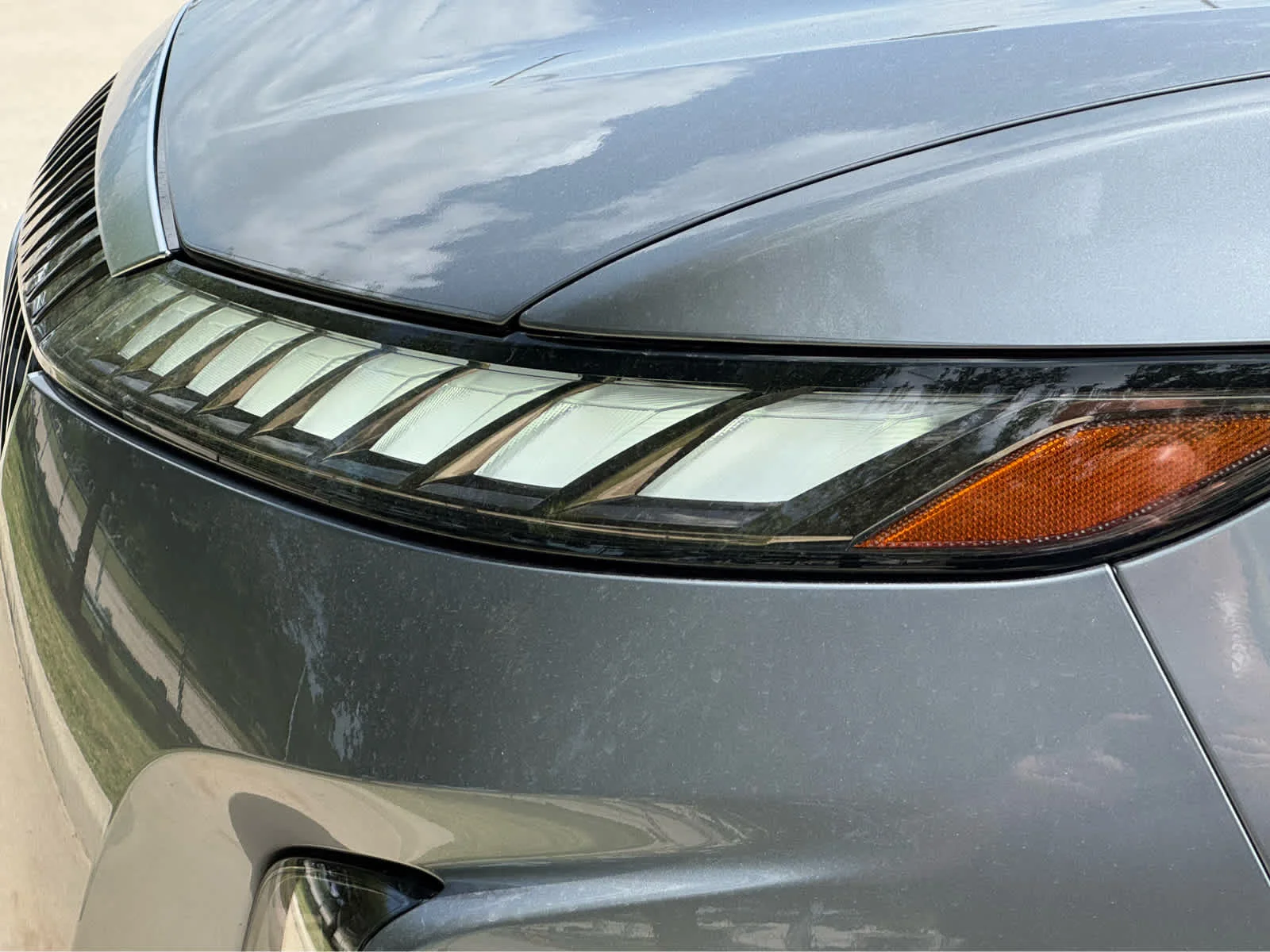 New 2027 DYNAMIC METAL INFINITI Luxe 2WD image 5