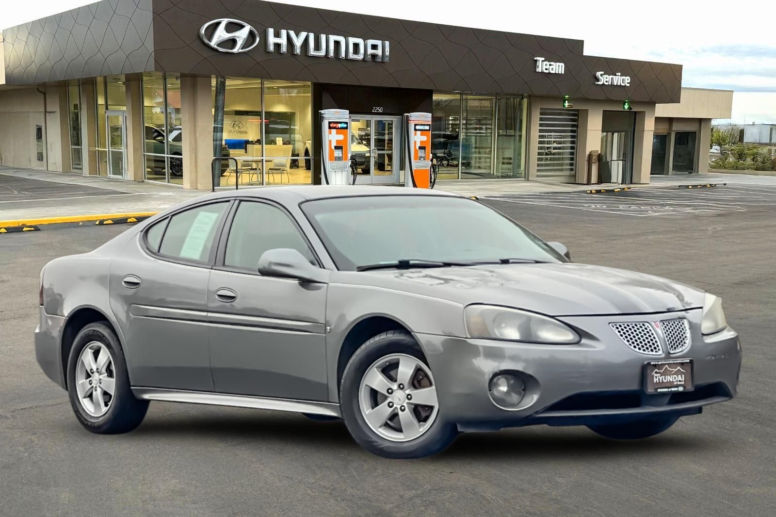 Used 2007 Pontiac Grand Prix GP with VIN 2G2WP552171202913 for sale in Bend, OR
