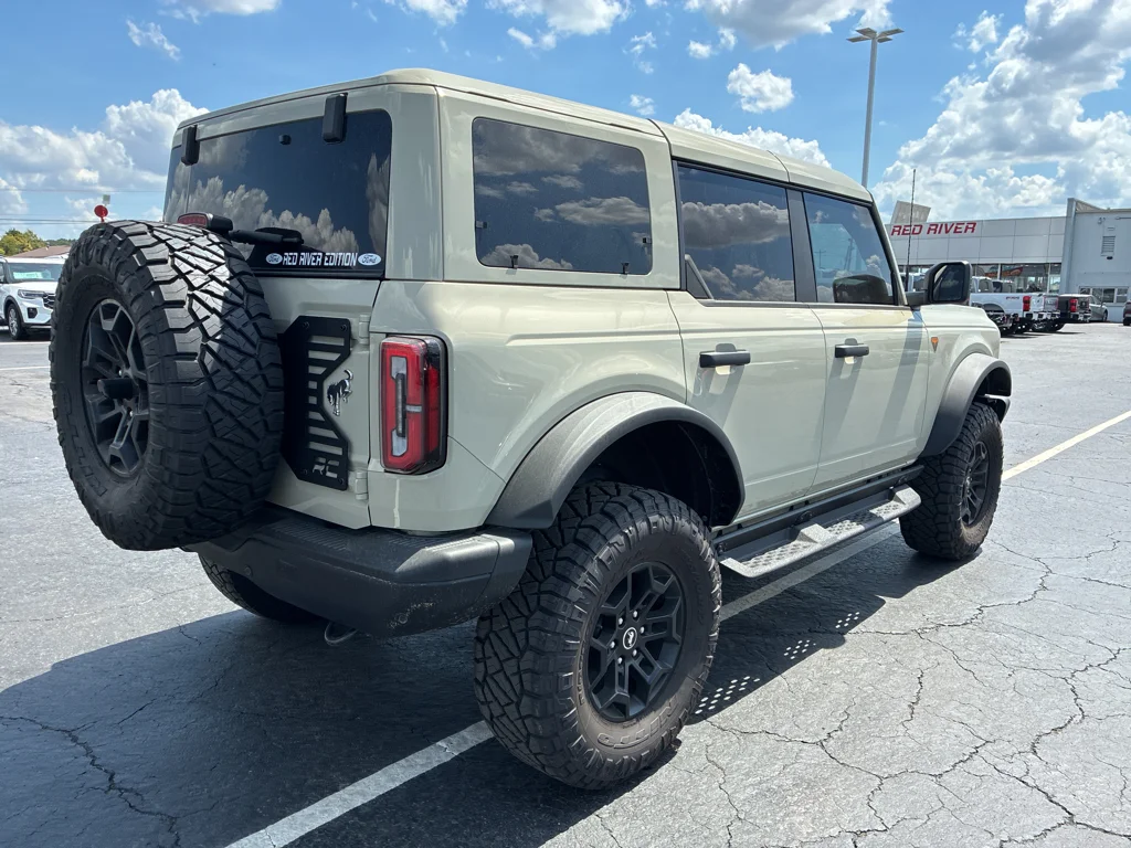 Certified Used 2026 Desert Sand Ford Badlands image 5