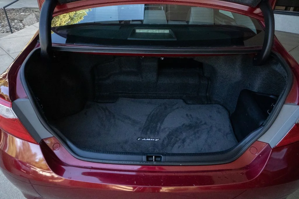 Used 2015 Red Toyota SE image 20
