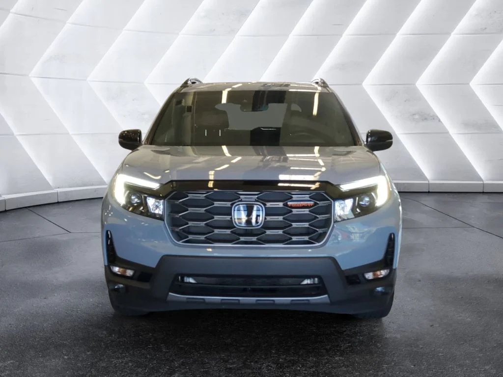 Used 2023  Honda TrailSport image 2