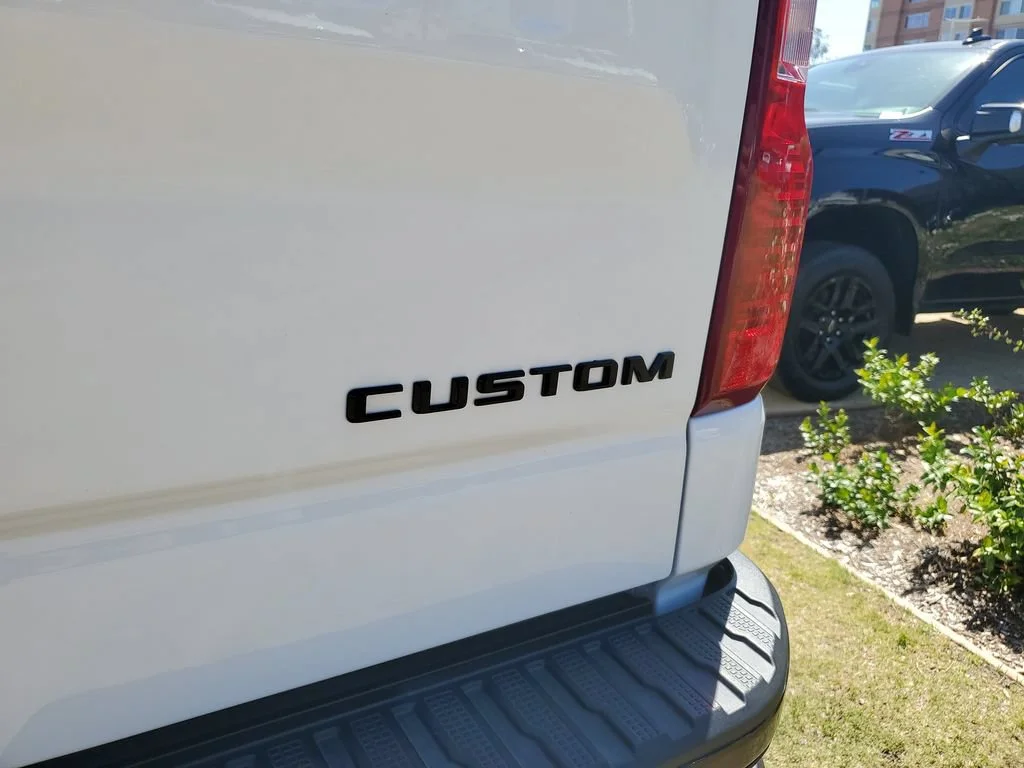 Used 2024 Summit White Chevrolet Custom Trail Boss image 9