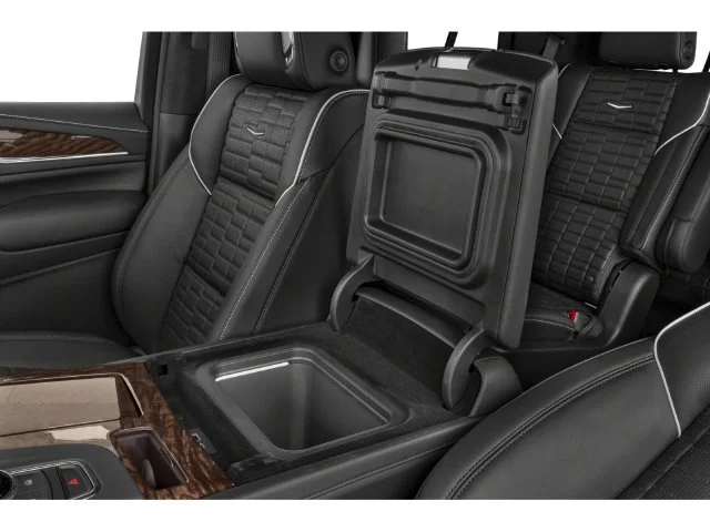 Used 2022 Satin Steel Metallic Cadillac Sport Platinum image 9