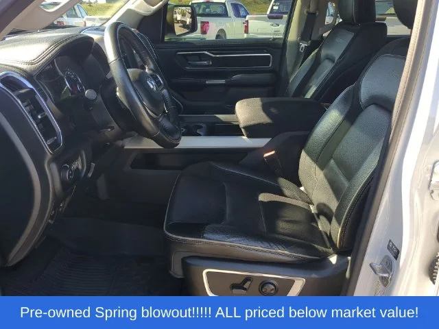 Used 2022 White Ram Laramie image 22