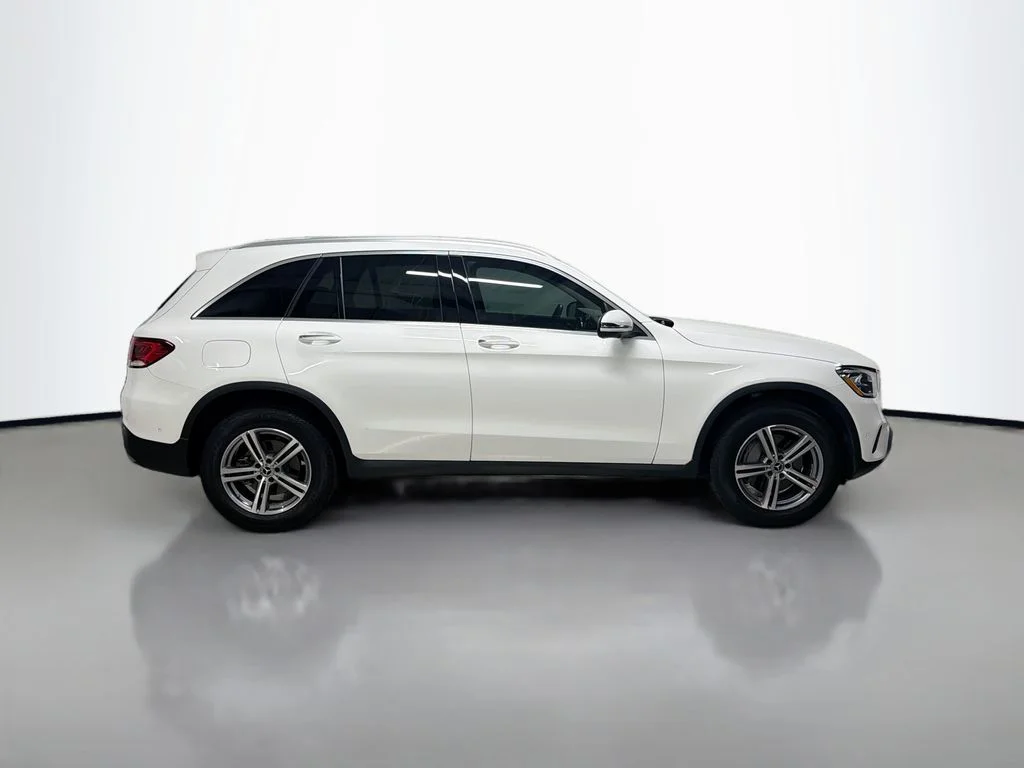 Certified Used 2022 Polar White Mercedes-Benz GLC 300 image 8