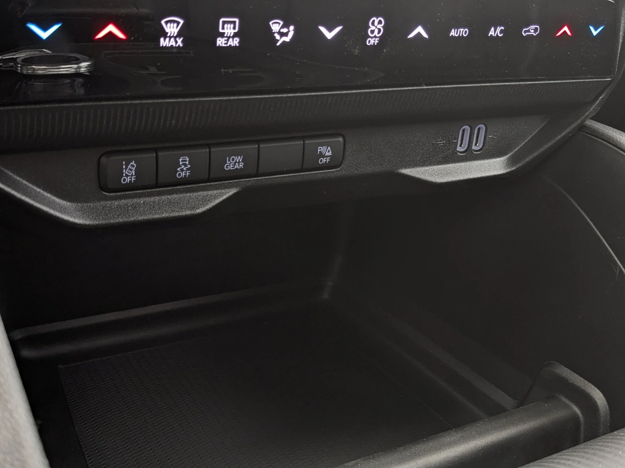 New 2026 Black Jeep Limited - - Hybrid - Dual-Pane Pano Sunroof - Capri Leatherette - Power Liftgate & More! image 22