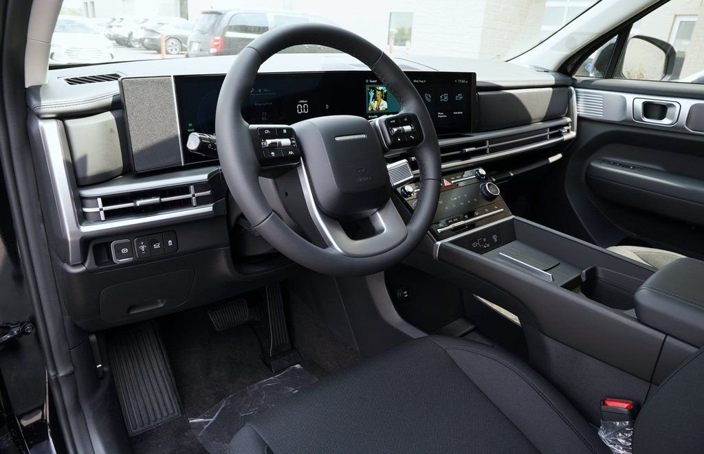 New 2026 Phantom Black Hyundai SE image 32