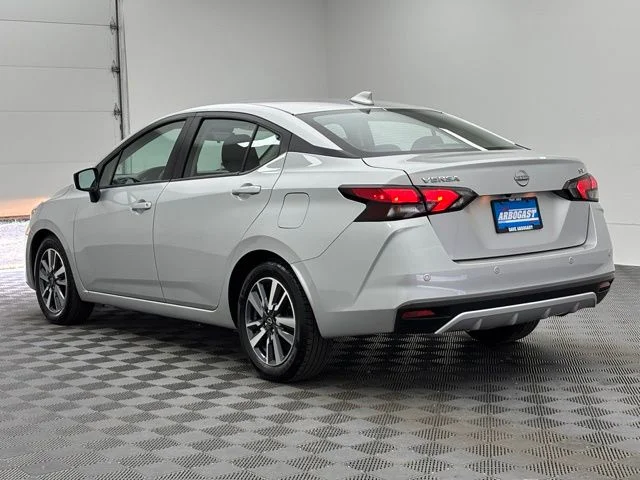 Used 2024 Brilliant Silver Metallic Nissan 1.6 SV image 9