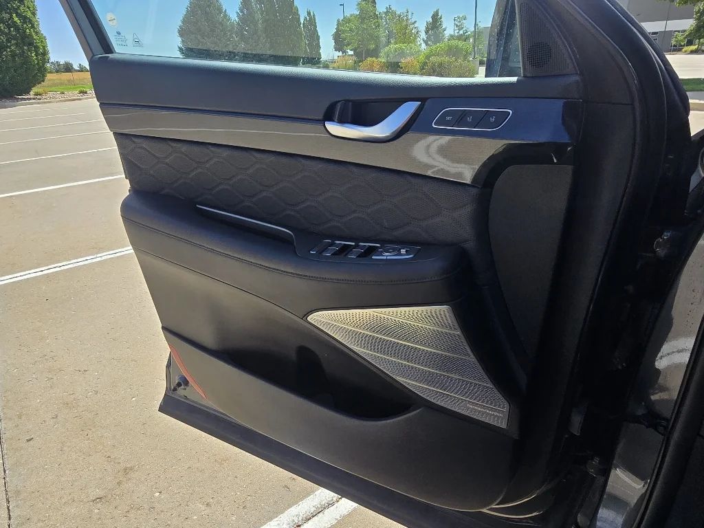Used 2020 Steel Graphite Hyundai Limited image 17