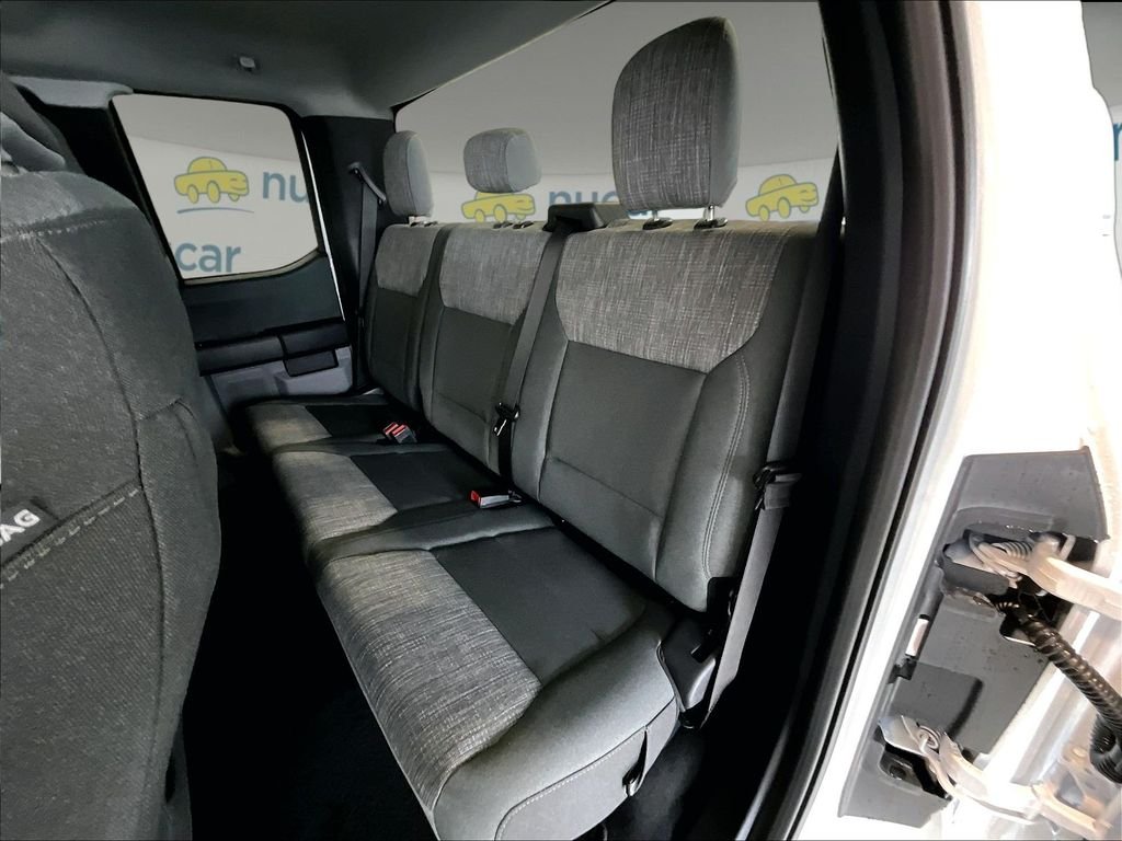 New 2026 Oxford White Ford XLT image 15