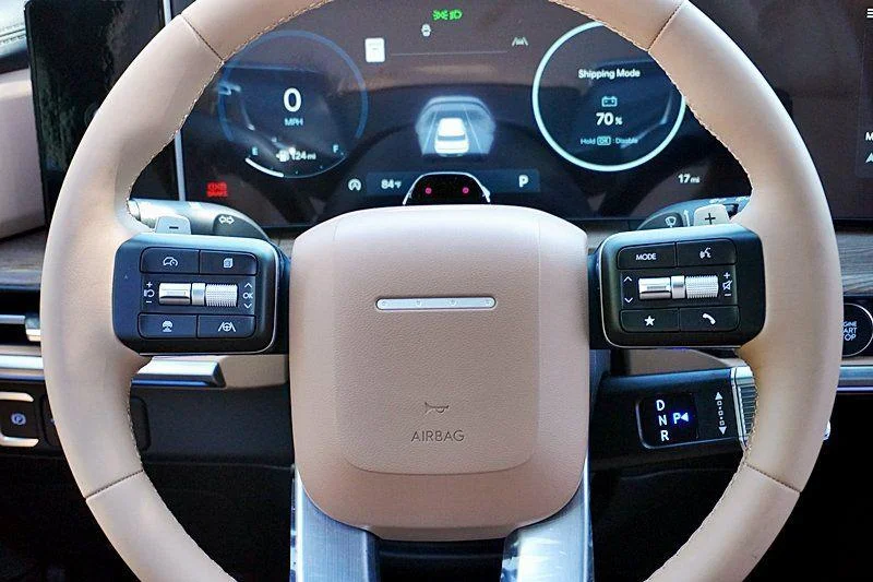 2025 Hyundai Santa Fe Limited - Photo 26